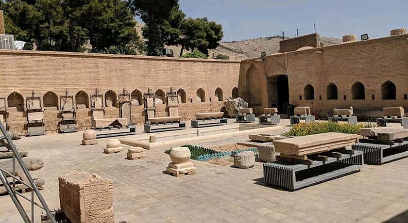 متحف حجر هفت تنان في شيراز