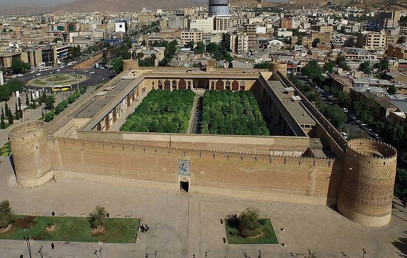 مجمع زندية في شيراز