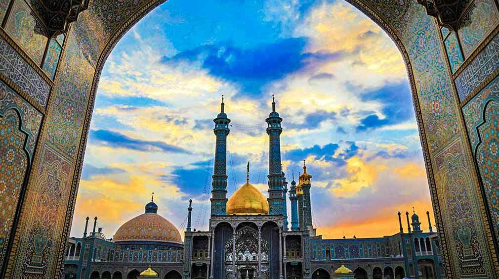 إذا كنت تخطط للسفر إلى قم إيران، فتأكد من قراءة هذا المقال