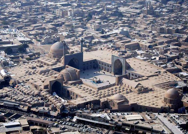 مسجد جامع اصفهان؛ مذهب و هنر در یک قاب