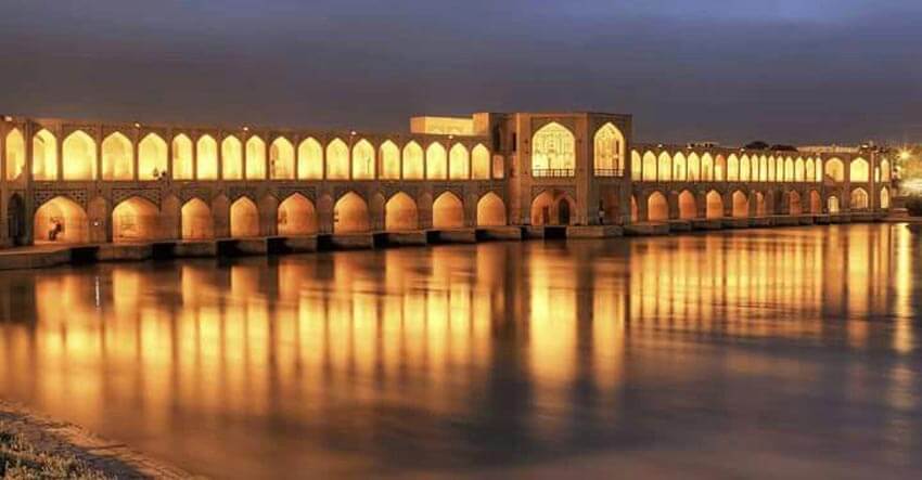جسر خواجو: كل شيء عن هذا البناء الرائع من عصر الصفوي