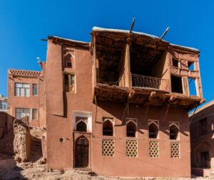 قرية أبيانه: كبسولة الزمن الإيرانية الساحرة
