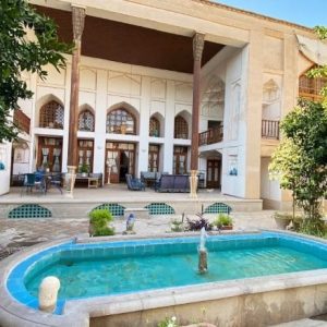 اكتشف الفنادق التقليدية في أصفهان لتجربة أصيلة