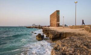 Kish Sandy & Coral Beaches: Guide to Top Spots