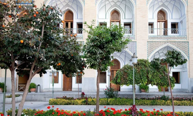Ultimate Guide to Top Traditional Hotels and Ecolodges in Isfahan: A Journey Through Persia’s Past