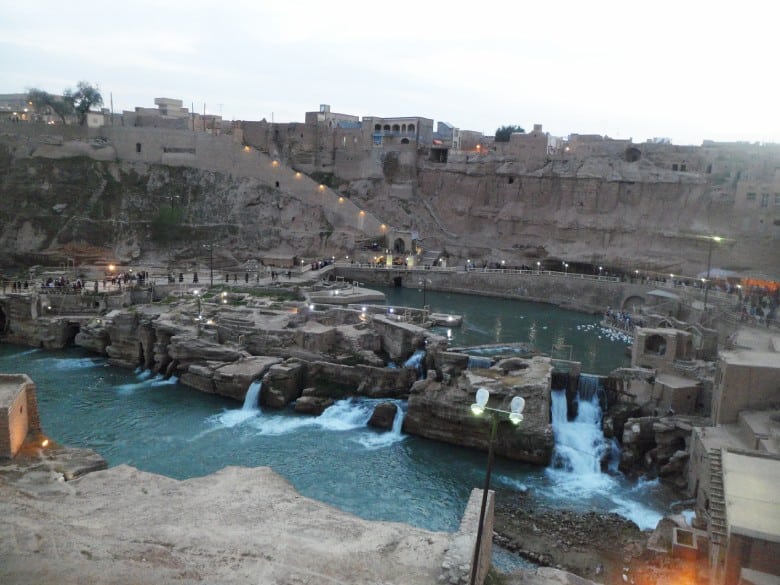 شوشتر: مدينة تاريخية وهندسية في قلب خوزستان