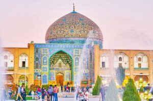 مسجد الشيخ لطف الله في أصفهان: تحفة معمارية