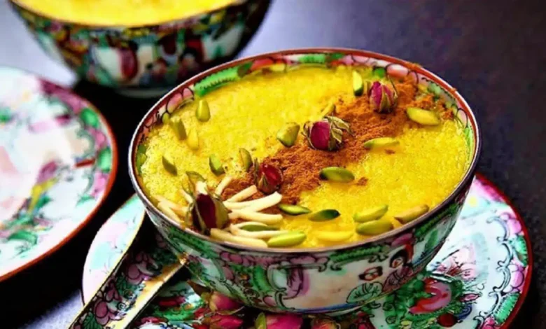 استكشاف الحلويات الإيرانية مع hamintour: رحلة عبر النكهات والتقاليد الفارسية