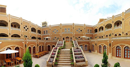 Lariha House