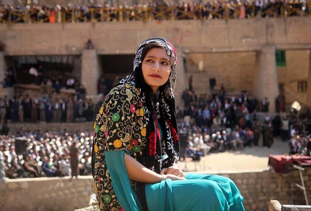 احتفالات النوروز: دليل شامل لاستكشاف السنة الفارسية الجديدة مع همين تور