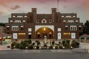 فندق بارسيان صفائيه في يزد