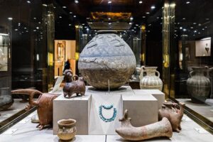 Glassware and Ceramic Museum of Iran
