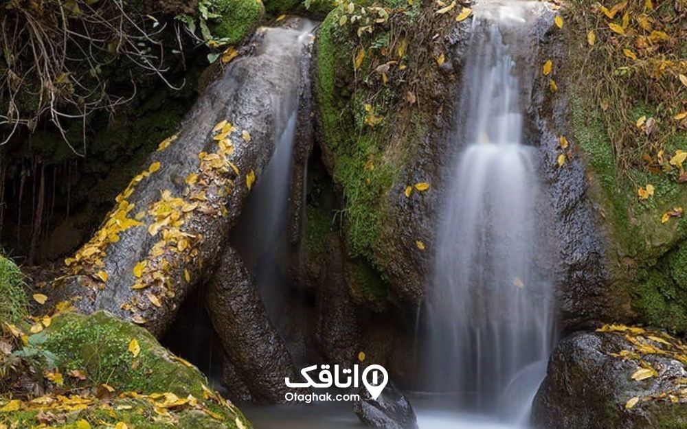 آبشار لوه ارتفاعی حدود 75 متر دارد، اما در اطراف آن چند عدد آبشار کوچک نیز بهوجود آمدهاند