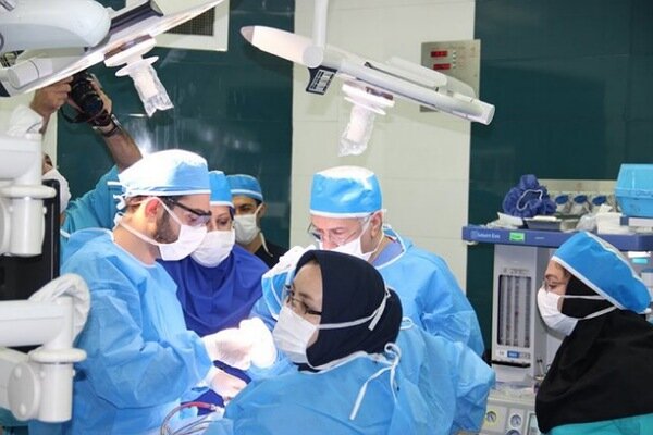 كيف تختار أفضل جراح تجميل في إيران: دليل شامل لاتخاذ قرار مستنير