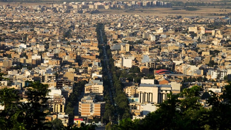 دليل السفر إلى همدان: استكشاف عاصمة التاريخ والطبيعة في إيران