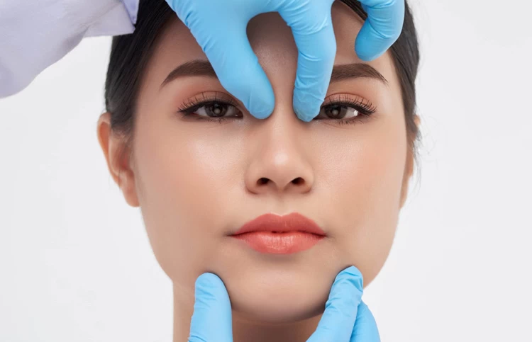 كل ما تحتاج معرفته عن مرحلة النقاهة بعد عملية تجميل الانف: دليلك المبسط