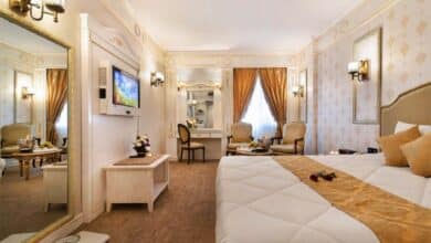 Top Ardabil Hotels: Lakeside Bliss to Historic Havens