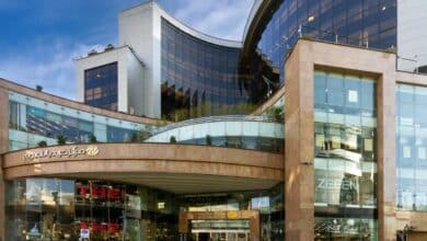 Discover Tehran's Top 5 Shopping Malls for an Unforgettable Retail Experience