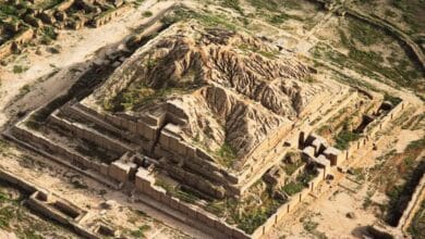 Discover the Majestic Chogha Zanbil Ziggurat: Iran’s Ancient Marvel