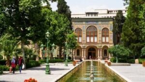 Discover Tehran: 16 Must-Visit Palaces and Cultural Gems