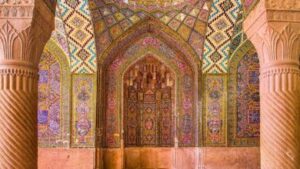 Ultimate Shiraz Travel Guide: Top Attractions and Insider Tips