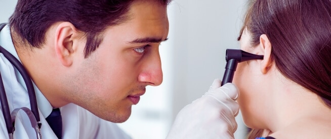 علاج ثقب طبلة الأذن