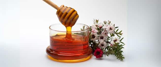 🍯 أمل جديد: دراسات حول فوائد عسل المانوكا في مكافحة سرطان الثدي