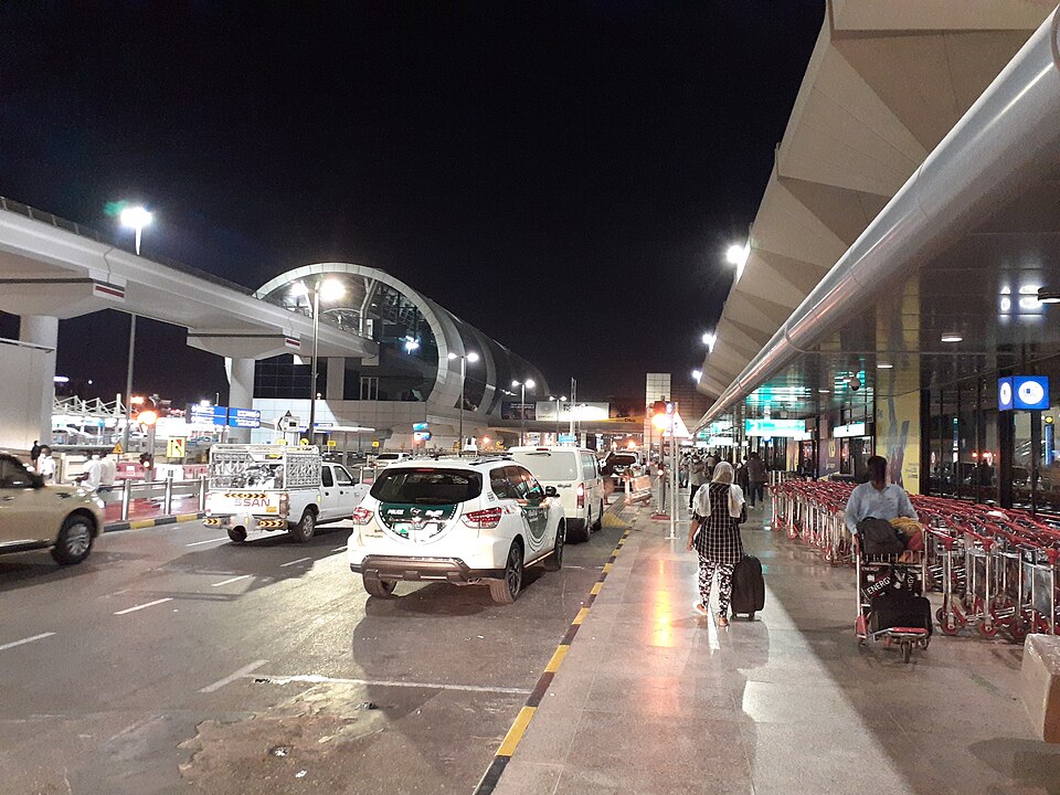 Roadside arrival area at Dubai International Airport Terminal 1