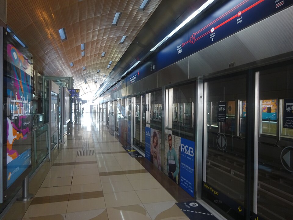 Platform and screen doors at Ibn Battuta Metro station on Dubai's Red Line