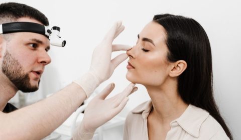 جراحة التجميل في إيران: دليل شامل للأسعار والفوائد مع همینتور