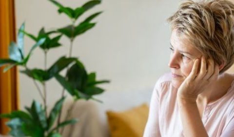 7 خطوات للتعامل مع المرأة في سن اليأس