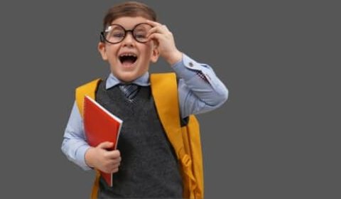 قصر النظر عند الأطفال: وباء العصر الرقمي وأساليب الوقاية