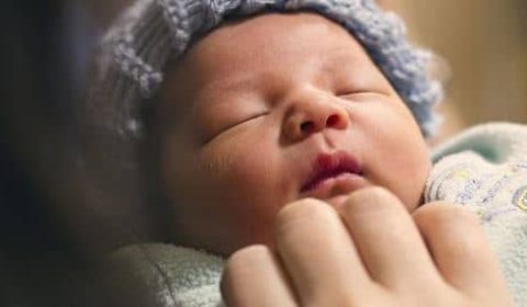 عيوب القلب الخلقية عند الأطفال: الكشف، العلاج، والوقاية