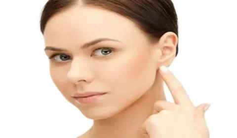 تجميل شحمة الأذن: دليل شامل لإصلاح وتحسين مظهر شحمة الأذن في إيران